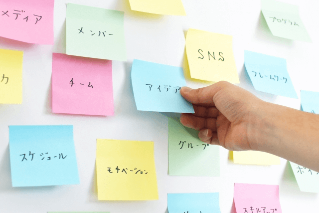 一人 ブレインストーミング